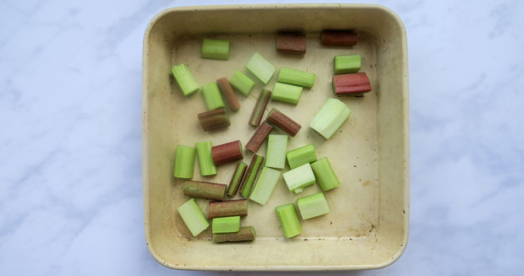 How to cut and prepare rhubarb