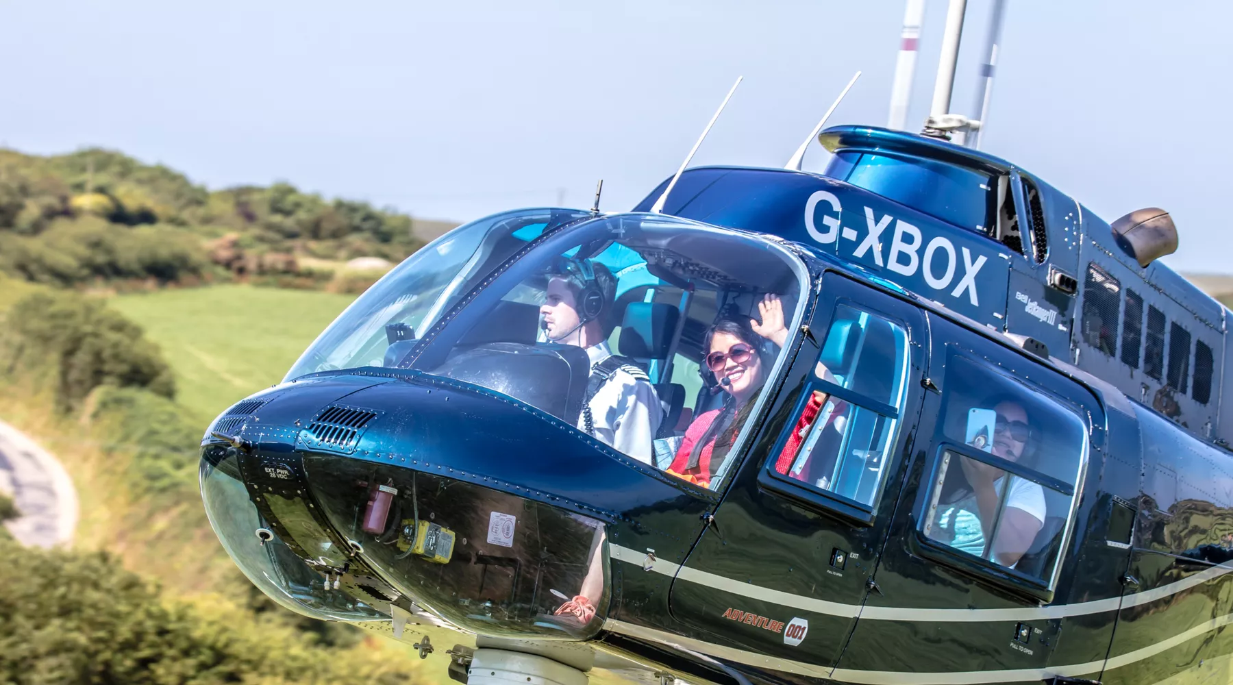 Enjoy Your Sky Adventure with 6 Mile Helicopter Flight Experience