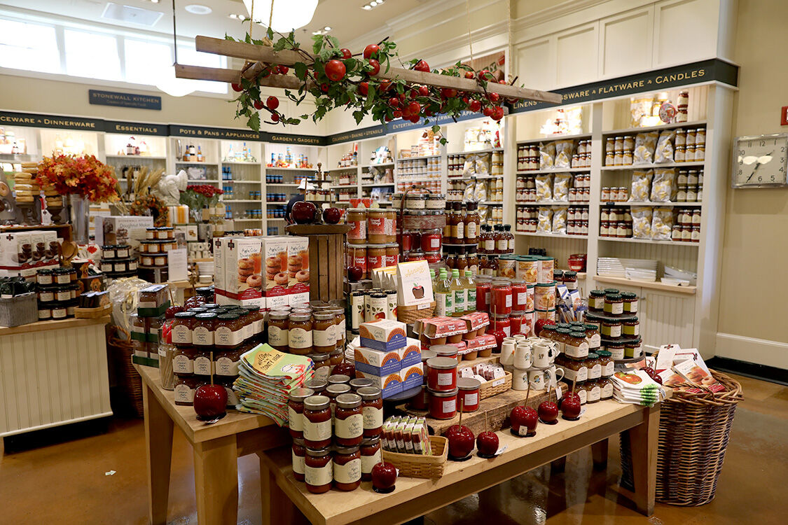A Guide to the 20 Best things to do in York, Maine - Jess Eats and Travels